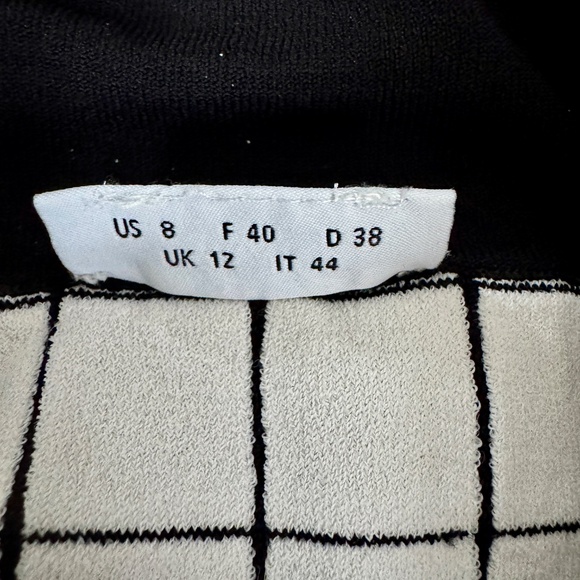 Akris Punto Black & White Grid Knit Pencil Skirt – Size 8 - Picture 9 of 11